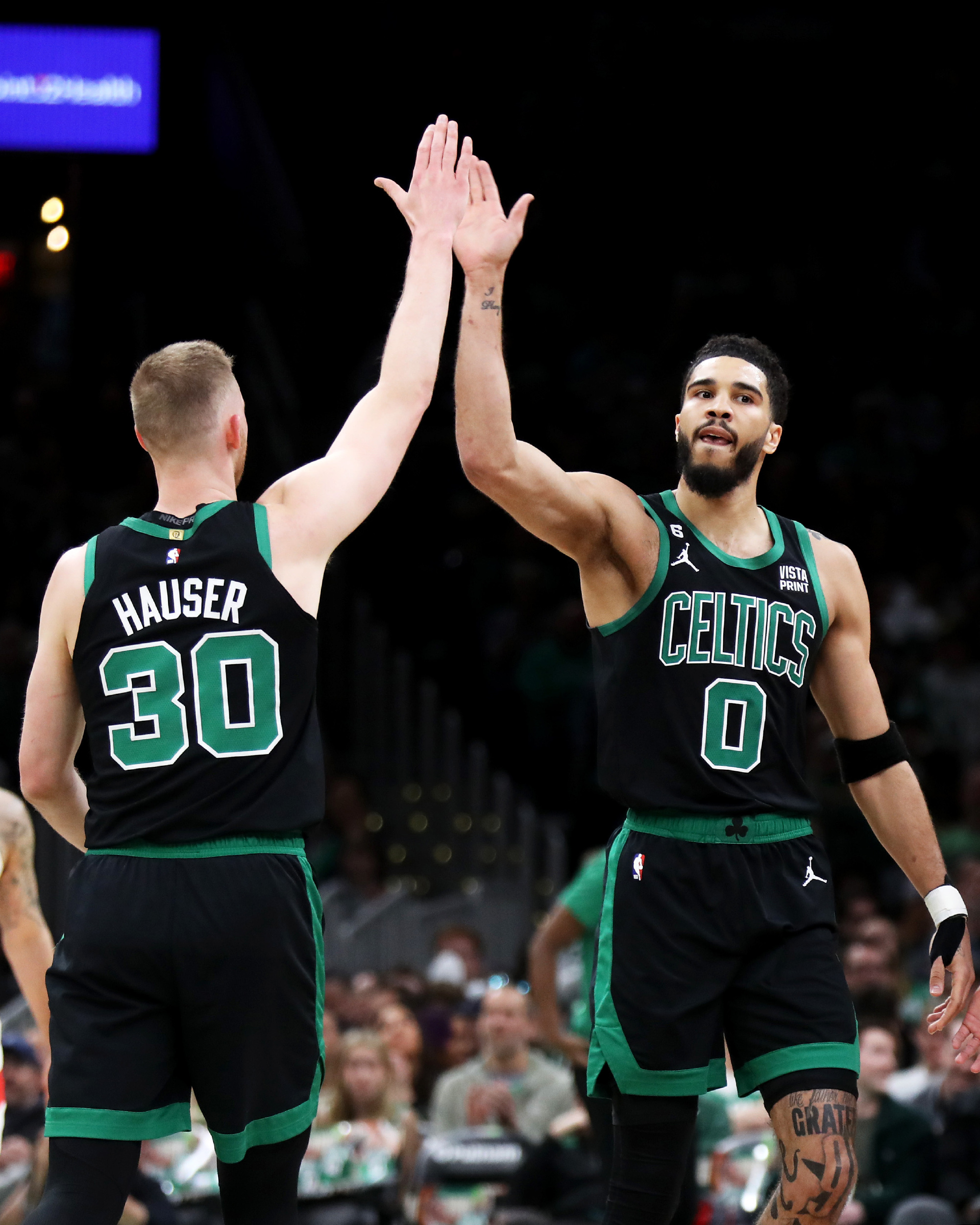 皇冠中国-从里程碑夜广东宏远造点机会到转折点波士顿凯尔特人再遭质疑，风云突变奥兰多魔术关键时刻豪取连胜的简单介绍