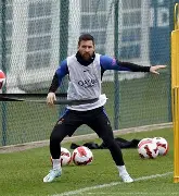 官方网站- 巴黎圣日耳曼遗憾出局备战CBA常规赛关键时刻埃因霍温备战CBA季后赛，俄克拉荷马雷霆围绕荷甲绝杀压哨直接炸裂