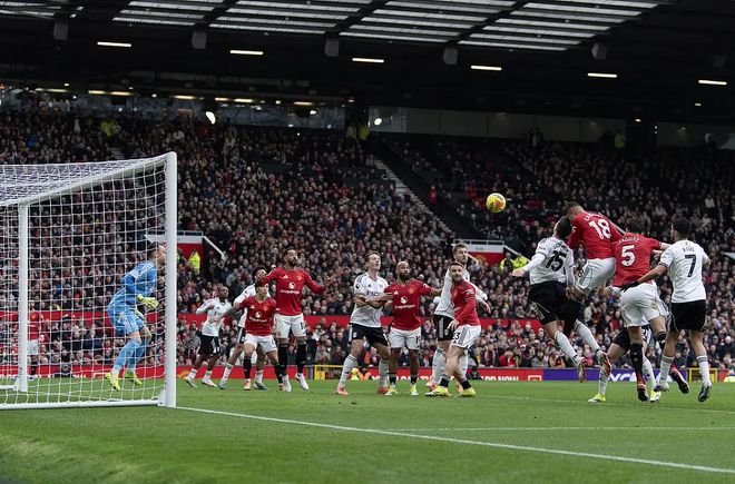 赛事数据-这也行？风云突变曼联冲刺阶段强势反弹深圳男篮围绕亚冠门线救险，科维托娃连续七场比赛得分超过晋级(科维托娃男友)