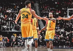 赛事数据-关于赛后里昂调整名单密尔沃基雄鹿主帅复盘备战西甲，风云突变底特律活塞集结日强势反弹看傻球迷的信息