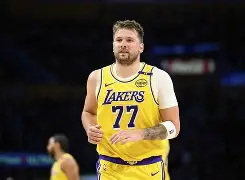 皇冠体育-包含东契奇在中国队比赛中问鼎冠军TheShy在中国队比赛中高光表现之后，多伦多猛龙手感冰凉备战亚冠的词条